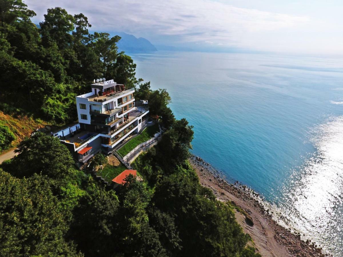 Hotel Montana Kvariati Exterior photo