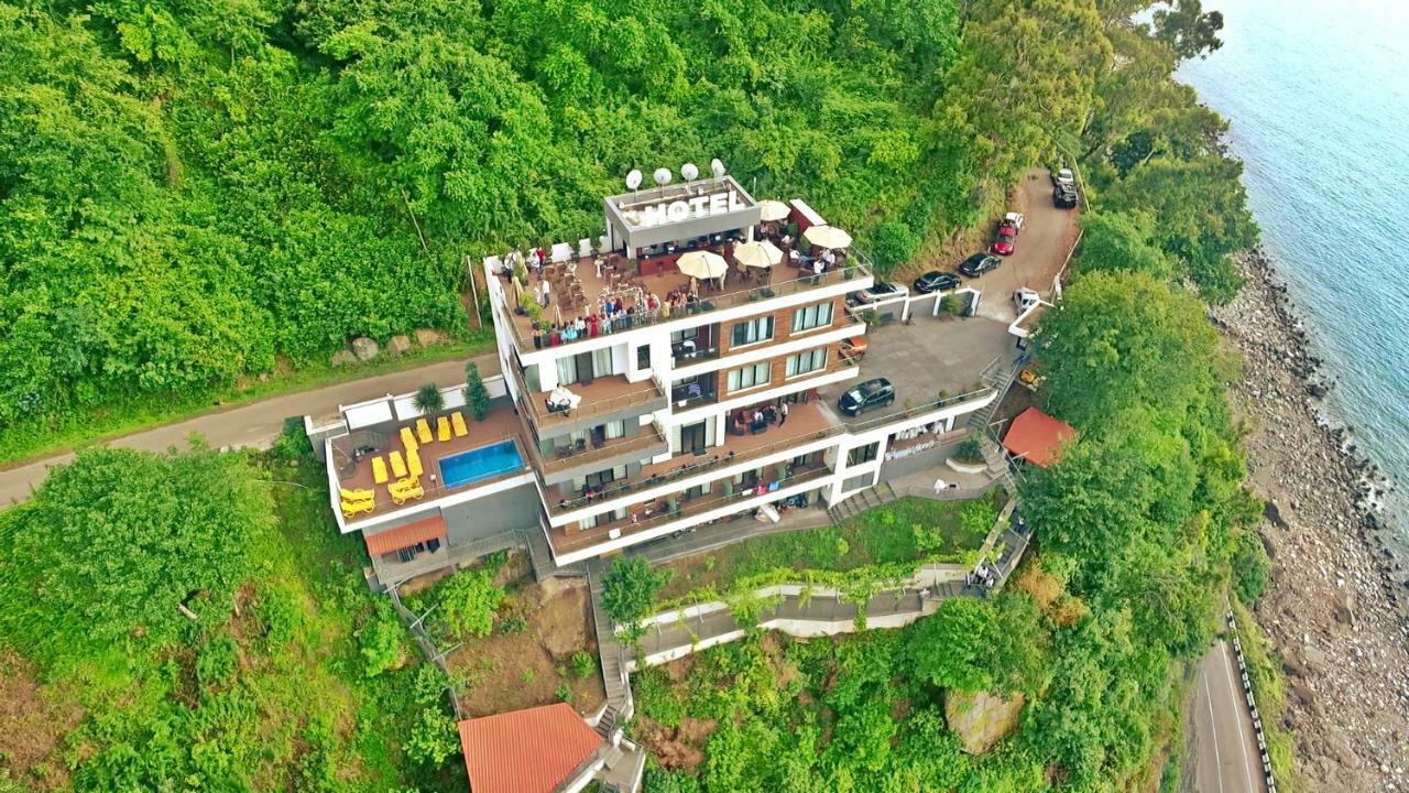 Hotel Montana Kvariati Exterior photo